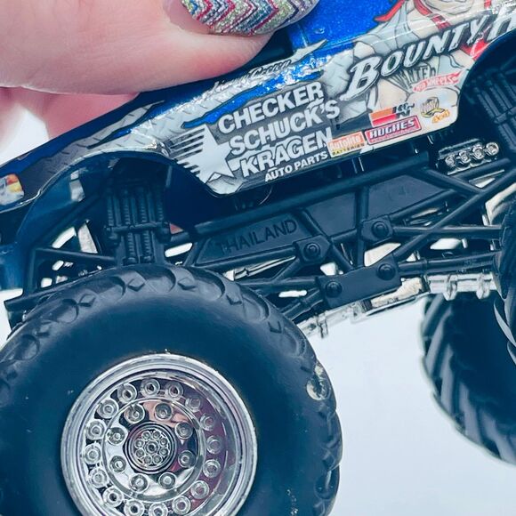 Hot Wheels Monster Jam Truck 1:64 Bounty Hunter Checker Shuck's Kragen 2006 - Picture 6 of 7